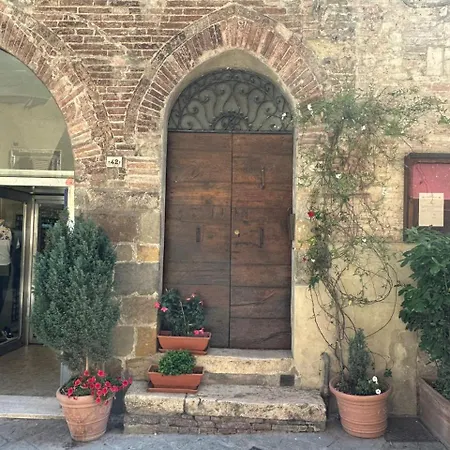Casa Dahlia Con Terrazza Apartment